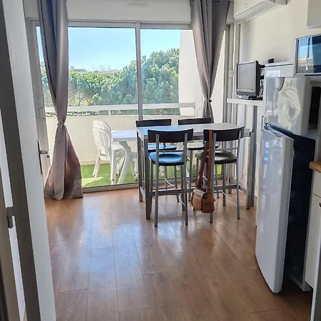 Motte Apartment *